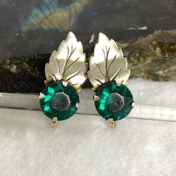 VTG Sterling Silver 925 Round Faceted Green Glass Leaf Screw Back Earrings - Picture 12 of 16